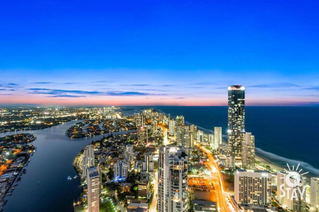 Circle On Cavil Holidays Gold Coast Exterior foto