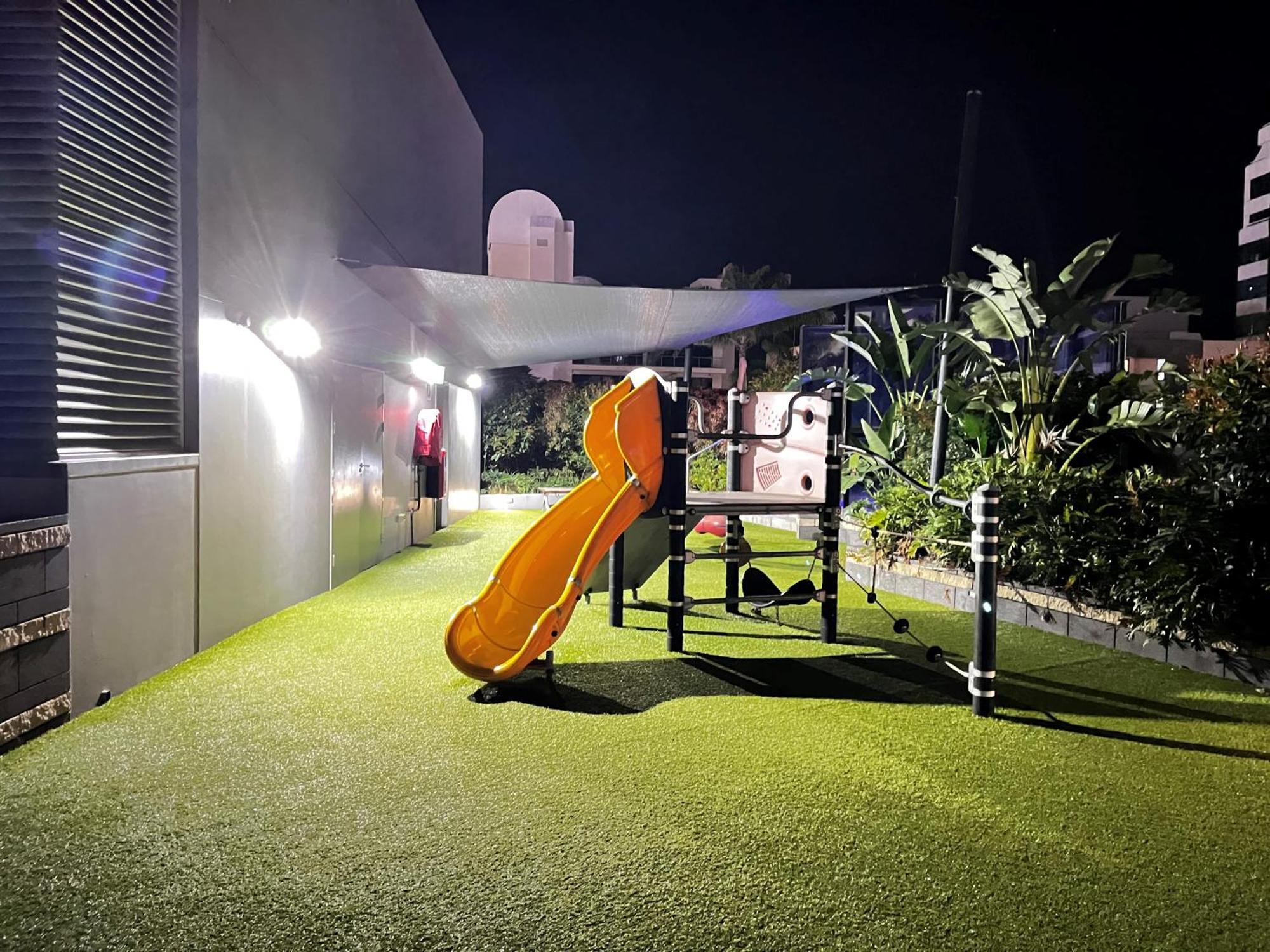 Circle On Cavil Holidays Gold Coast Exterior foto